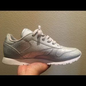 Reebok classics size 8.5 women’s